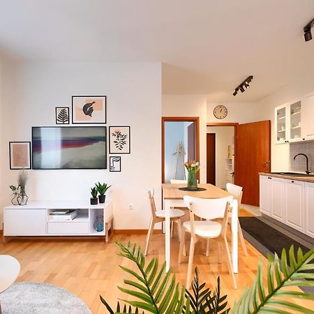 Apartment N&N Ровин Екстериор снимка